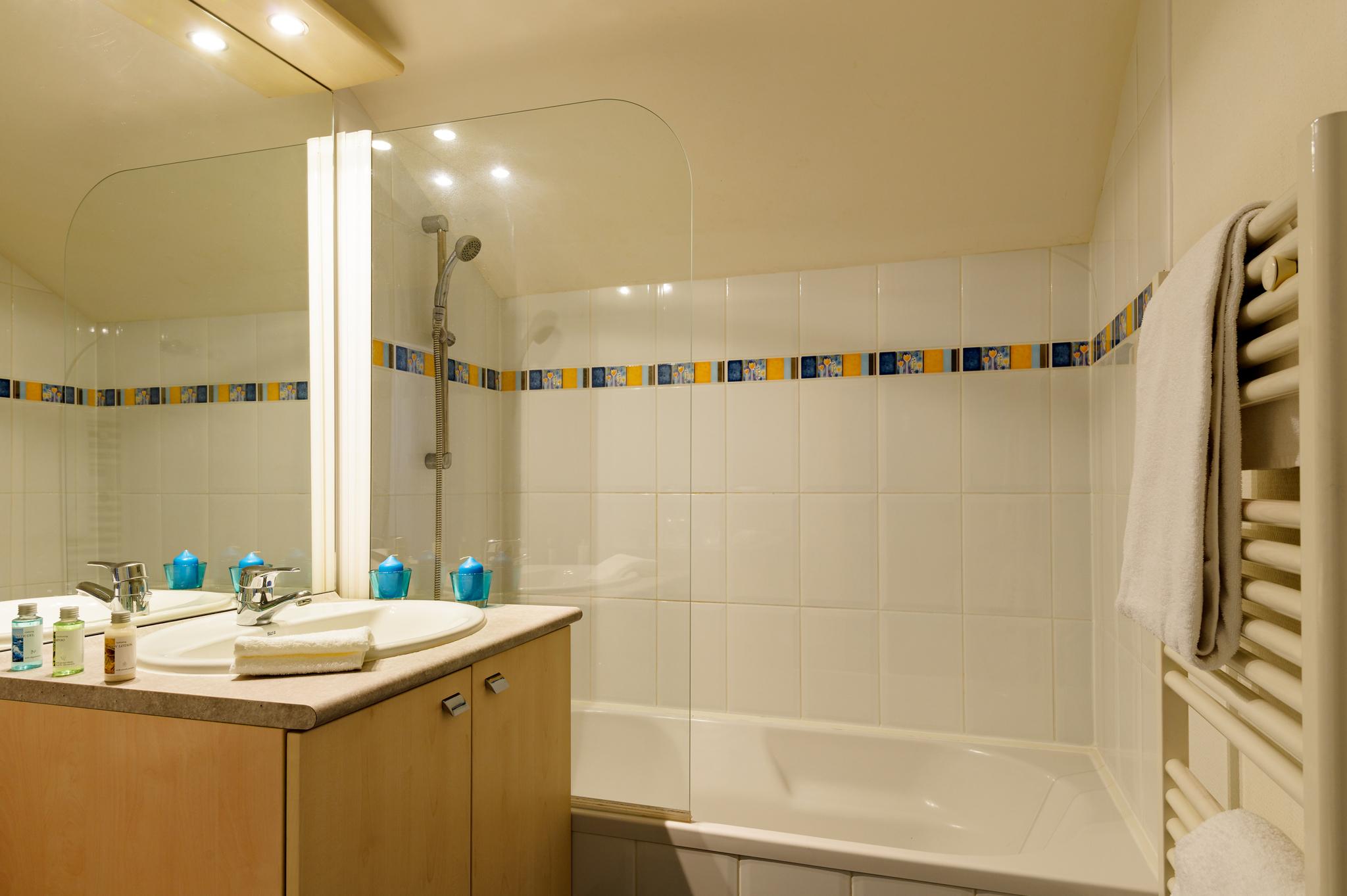 Lagrange Vacances Les Roches Douvres Saint-Briac-sur-Mer Exterior photo